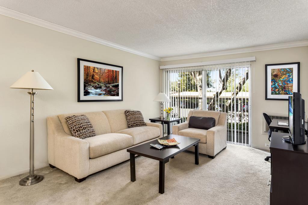 Apartamento Eaves Mountain View At Middlefield Exterior foto